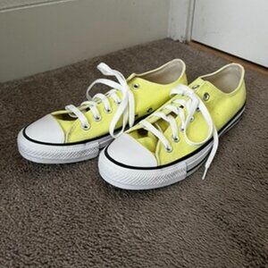 Converse Yellow Low-Tops Size W9
